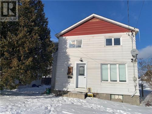 62 King  Sudbury, ON P3C 2V6