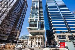 1007 - 426 UNIVERSITY AVENUE  Toronto, ON M5G 1S9