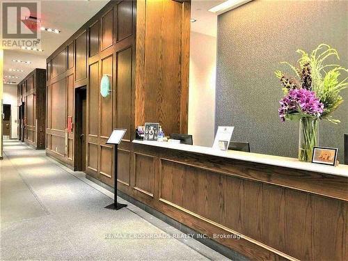 1007 - 426 University Avenue, Toronto, ON -  Photo Showing Other Room