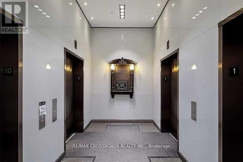 1007 - 426 University Avenue, Toronto, ON - Indoor Photo Showing Other Room