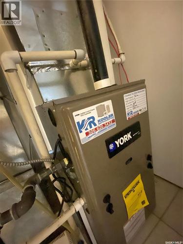 5 Cardinal Bay, Yorkton, SK - Indoor Photo Showing Other Room