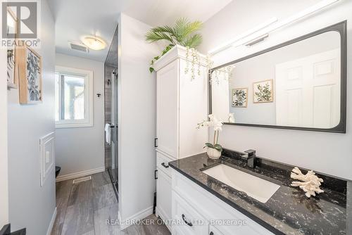 118 Patterson Street N, New Tecumseth, ON - Indoor Photo Showing Bathroom