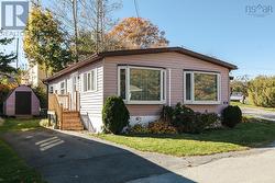 45 Mulgrave Lane  Dartmouth, NS B2W 0C2
