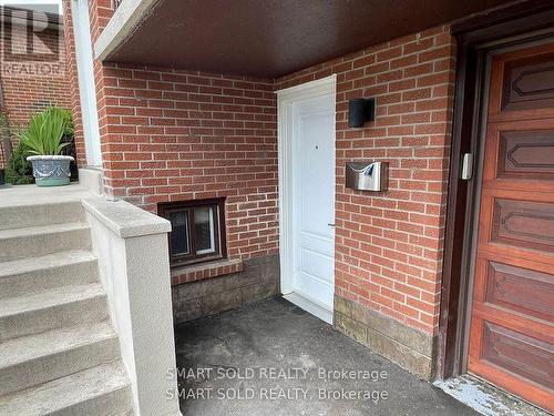 1575 Corkstone Glade, Mississauga, ON - Outdoor With Exterior