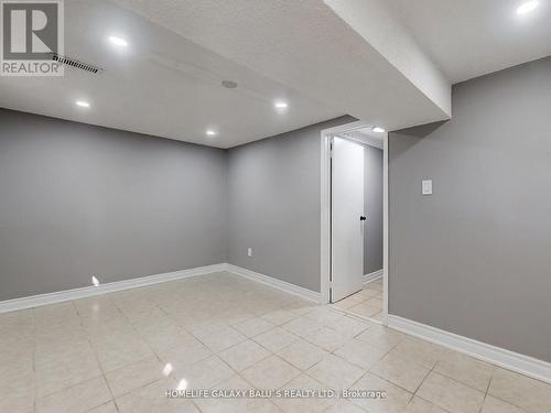 76 Lowry Square, Toronto, ON - Indoor Photo Showing Other Room