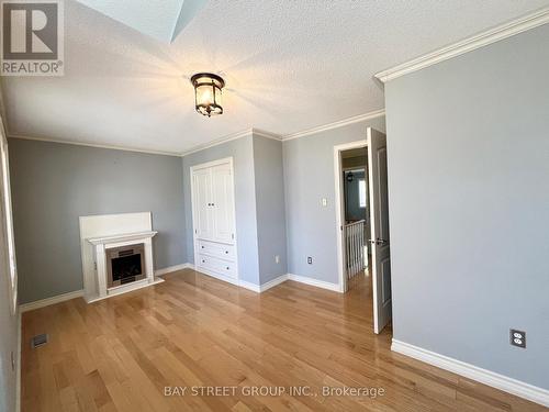 43 - 180 Blue Willow Drive, Vaughan, ON - Indoor With Fireplace