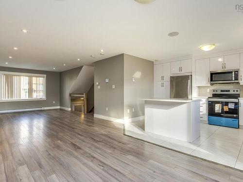 25 Titanium Crescent, Halifax, NS 