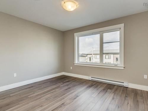 25 Titanium Crescent, Halifax, NS 