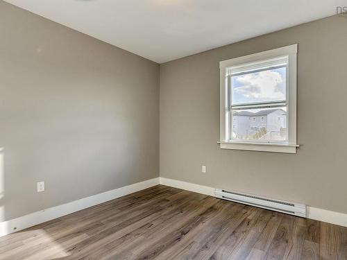 25 Titanium Crescent, Halifax, NS 