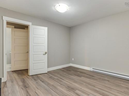 25 Titanium Crescent, Halifax, NS 