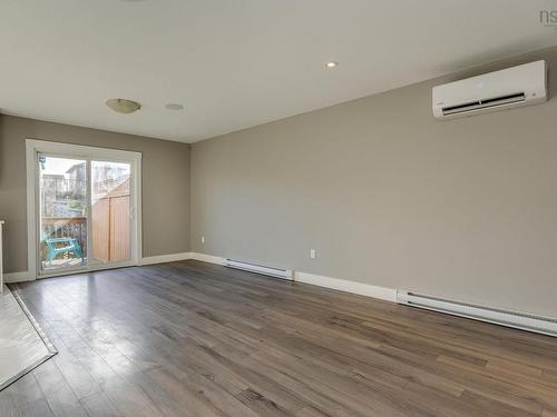 25 Titanium Crescent, Halifax, NS 