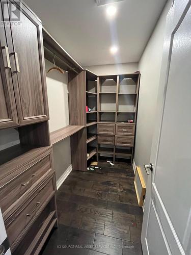 Upper - 419 Seneca Court, Newmarket, ON - Indoor With Storage