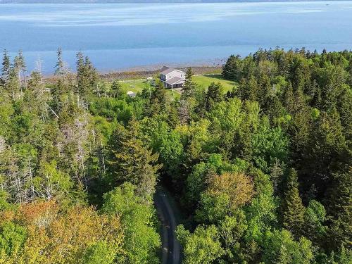 463 Fort Point Road, Weymouth North, NS 