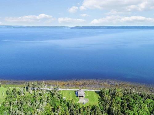 463 Fort Point Road, Weymouth North, NS 