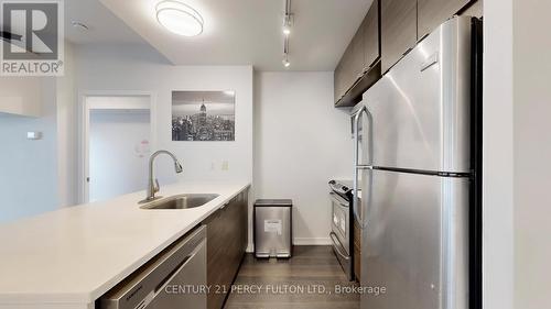 210 - 62 Forest Manor Road, Toronto, ON - Indoor Photo Showing Kitchen With Stainless Steel Kitchen With Upgraded Kitchen