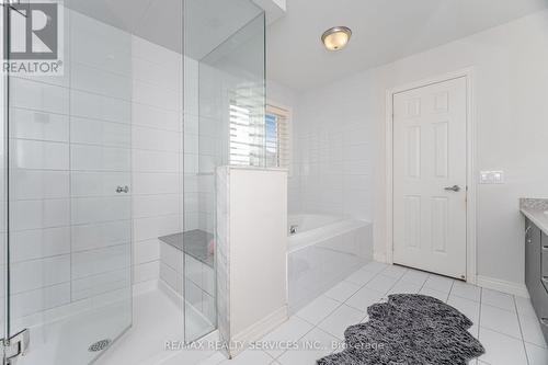 52 Blackberry Valley Crescent, Caledon, ON - Indoor Photo Showing Bathroom