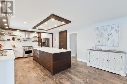 5229 Wales Crescent, Malahide (Copenhagen), ON - Indoor Photo Showing Kitchen