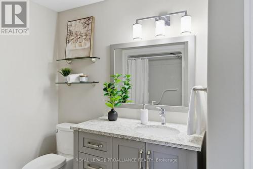 304 - 1109 Millwood Avenue, Brockville, ON - Indoor Photo Showing Bathroom