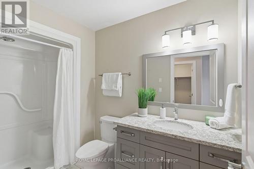 304 - 1109 Millwood Avenue, Brockville, ON - Indoor Photo Showing Bathroom
