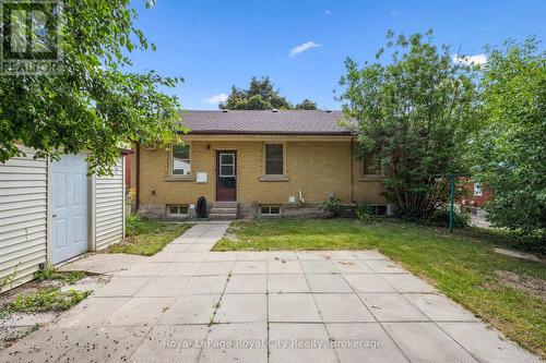 56 Dover Street, Waterloo, ON - Outdoor