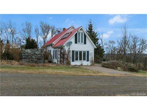 689 Carpenter Bald Hill Rd, Wickham, NB 