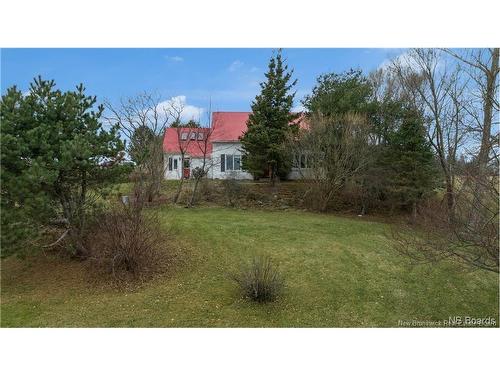 689 Carpenter Bald Hill Rd, Wickham, NB 