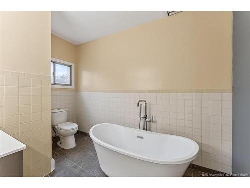 36 Queensway Wy, Saint Stephen, NB 