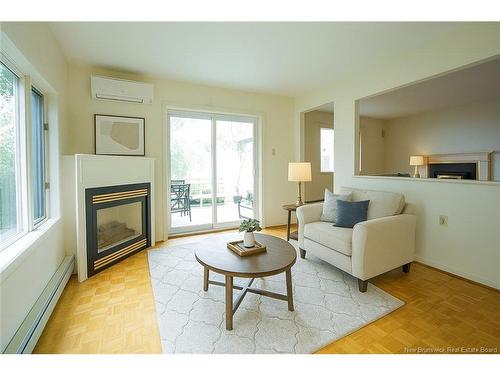 8 Tennis Court Rd, Rothesay, NB 