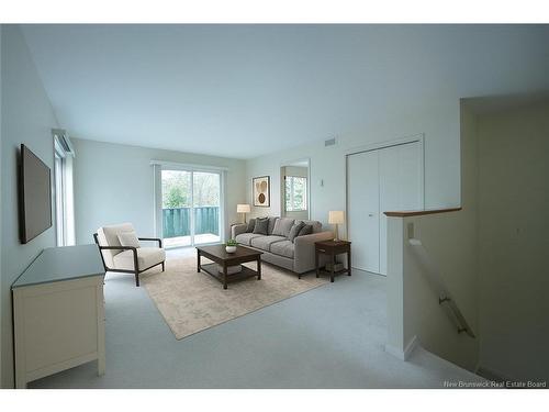 8 Tennis Court Rd, Rothesay, NB 