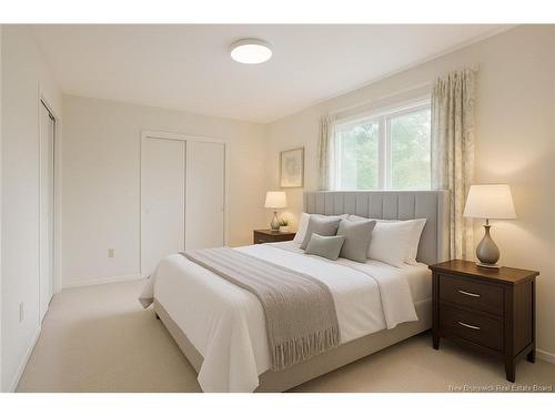 8 Tennis Court Rd, Rothesay, NB 