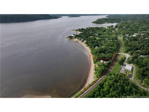 8 Tennis Court Rd, Rothesay, NB 