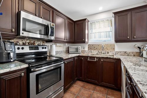 Kitchen - 17790 Rue Antoine-Faucon, Montréal (Pierrefonds-Roxboro), QC - Indoor Photo Showing Kitchen With Double Sink With Upgraded Kitchen