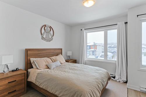 Primary bedroom - 11 Rue Des Plaisanciers, Saint-Louis-De-Gonzague, QC - Indoor Photo Showing Bedroom