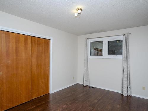 807 Superior Avenue, Thunder  Bay, ON - Indoor Photo Showing Other Room