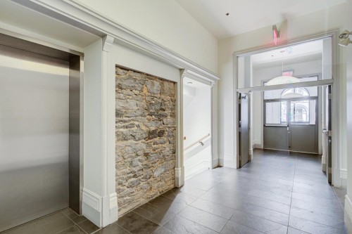 Reception - 303-433 Rue Ste-Hélène, Montréal (Ville-Marie), QC - Indoor Photo Showing Other Room