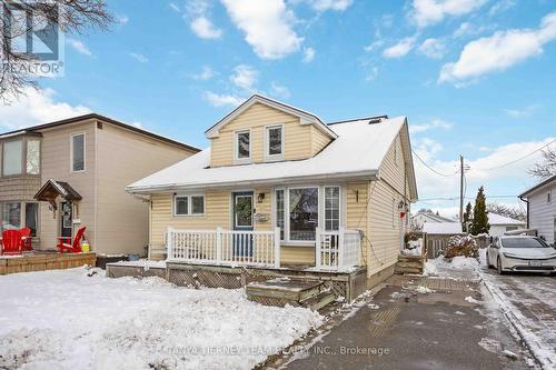 52 GLYNN ROAD  Ajax, ON L1S 2C3