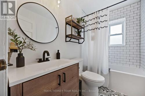 52 Glynn Road, Ajax, ON - Indoor Photo Showing Bathroom