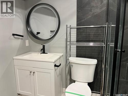 165 Pasqua Street N, Regina, SK - Indoor Photo Showing Bathroom