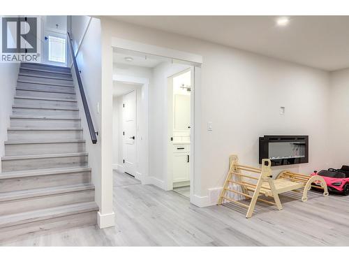 1999 15 Avenue Unit# 14, Vernon, BC - Indoor Photo Showing Other Room