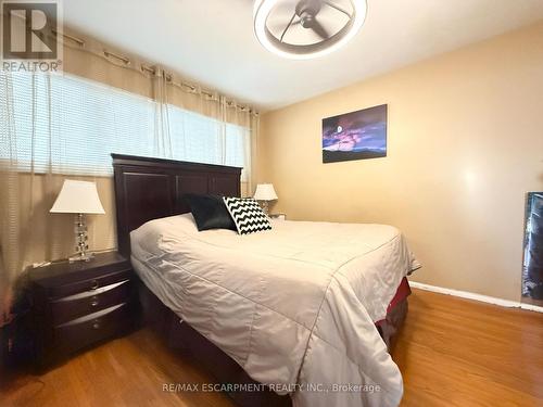 22 Gildea Street, Hamilton, ON - Indoor Photo Showing Bedroom