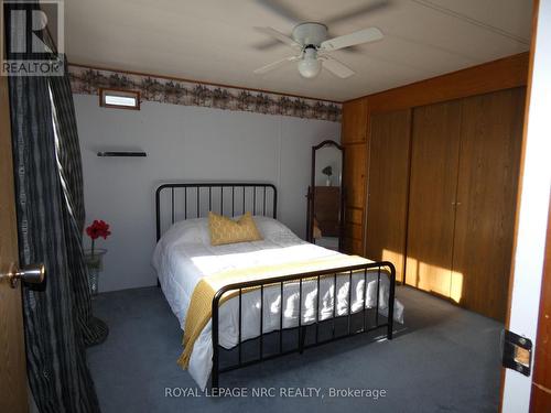 121 - 3033 Townline Road, Fort Erie (Black Creek), ON - Indoor Photo Showing Bedroom