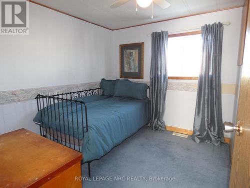 121 - 3033 Townline Road, Fort Erie (Black Creek), ON - Indoor Photo Showing Bedroom