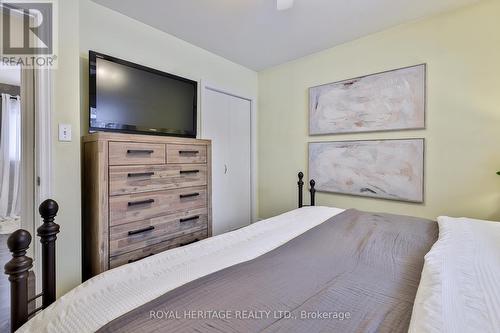 906 Dunlop Street E, Whitby, ON - Indoor Photo Showing Bedroom
