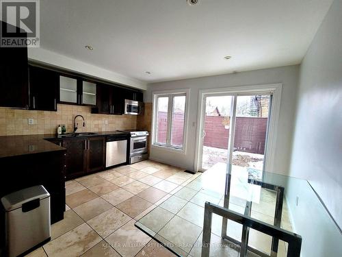 287 Kingswood Road, Toronto, ON - Indoor Photo Showing Kitchen