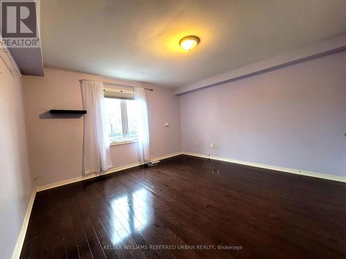 287 Kingswood Road, Toronto, ON - Indoor Photo Showing Other Room