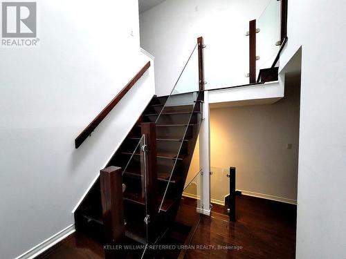 287 Kingswood Road, Toronto, ON - Indoor Photo Showing Other Room