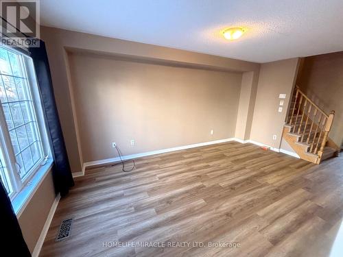 3319 Mikalda Road, Burlington, ON - Indoor Photo Showing Other Room