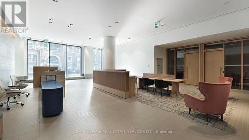 3101 - 395 Square One Drive, Mississauga, ON - Indoor Photo Showing Other Room