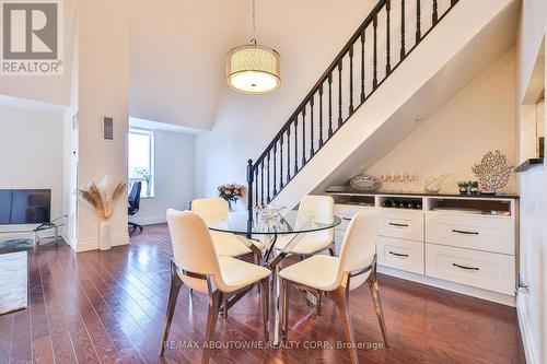 404 - 185 Robinson Street, Oakville, ON - Indoor Photo Showing Dining Room