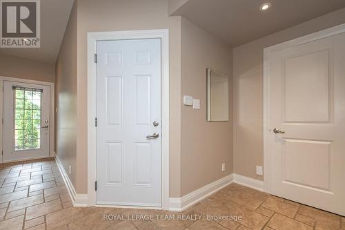 691 Edison Avenue, Ottawa, ON - Indoor Photo Showing Other Room